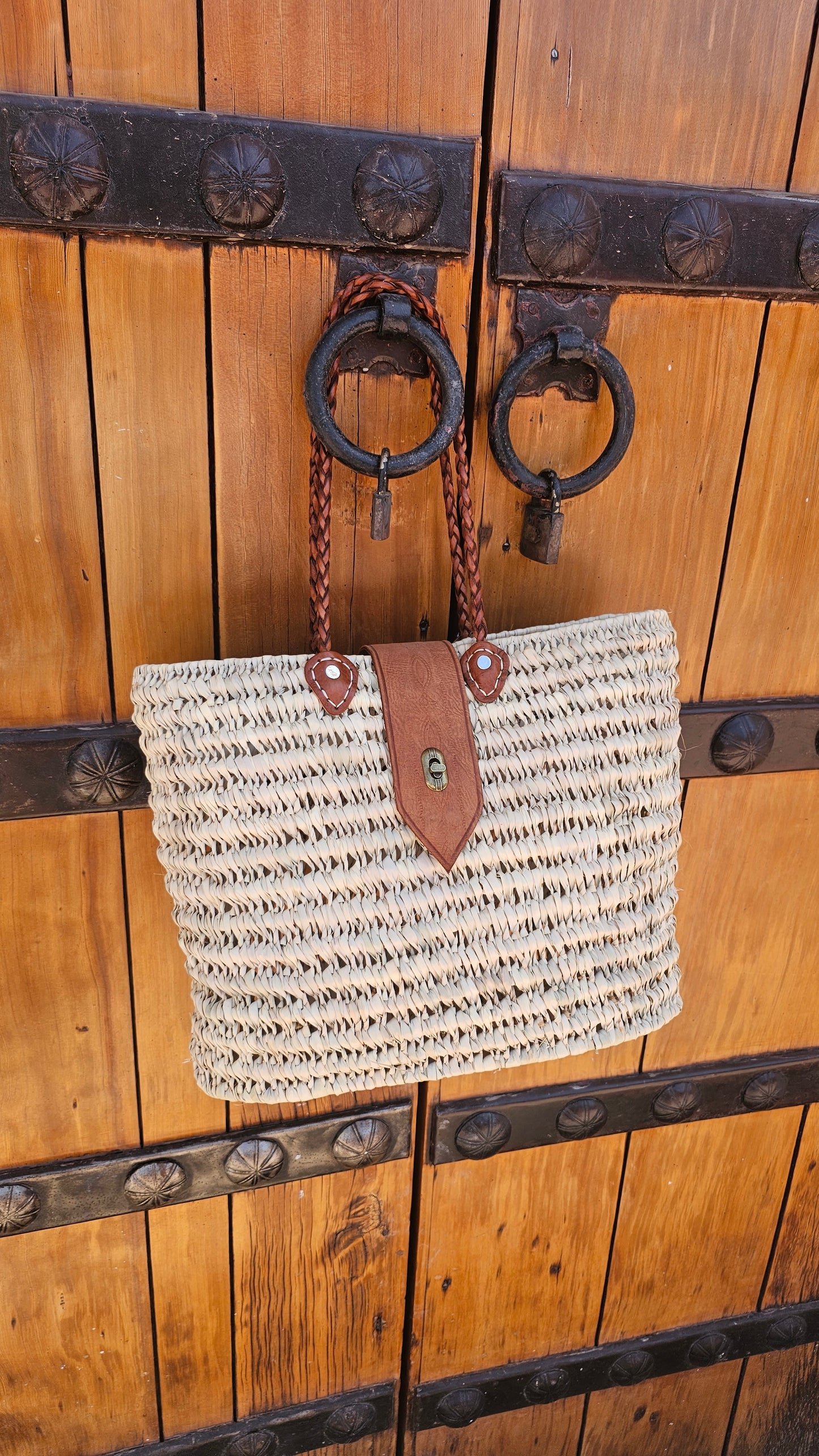 Grand panier tressé