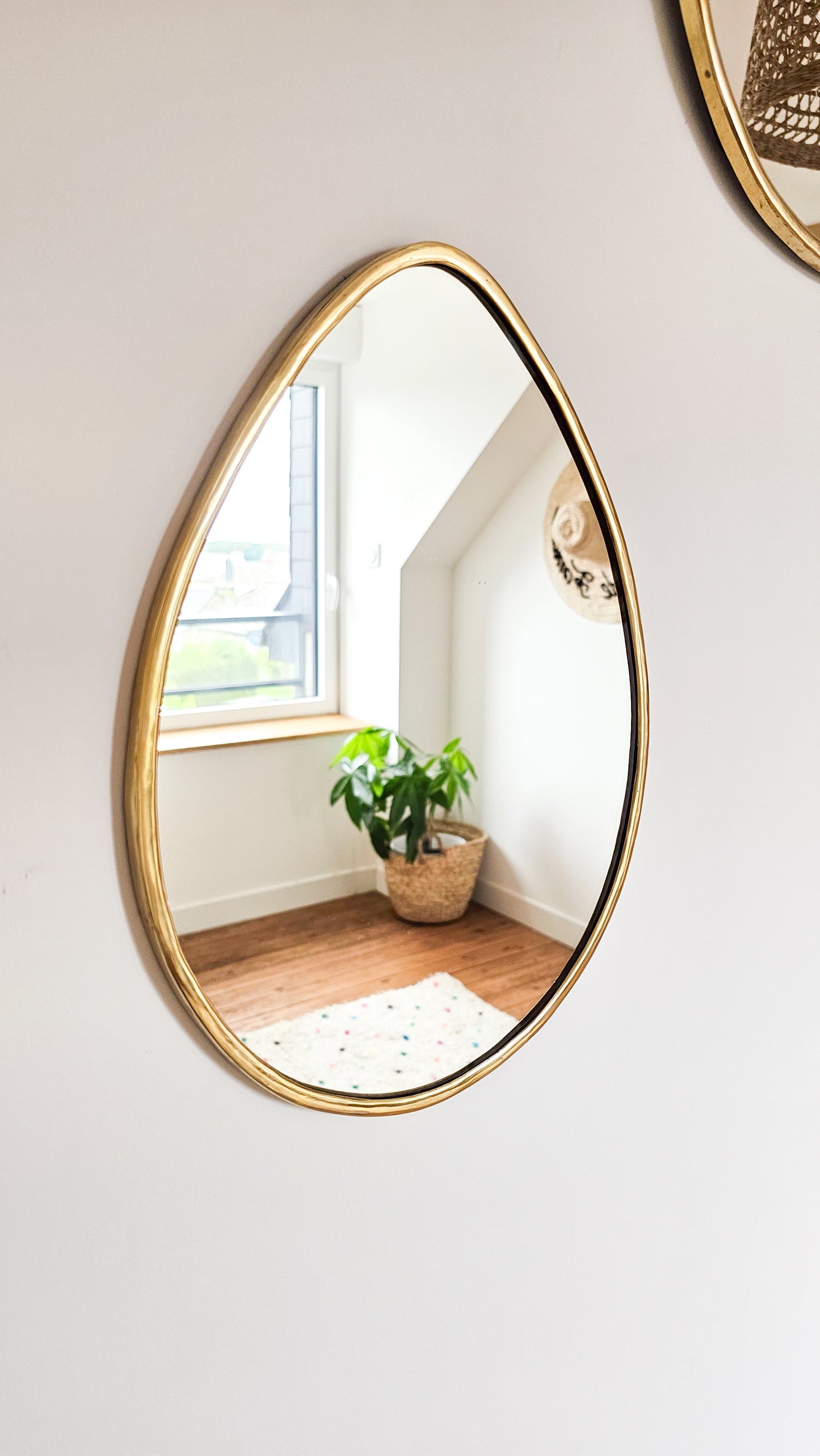 Miroirs dorés