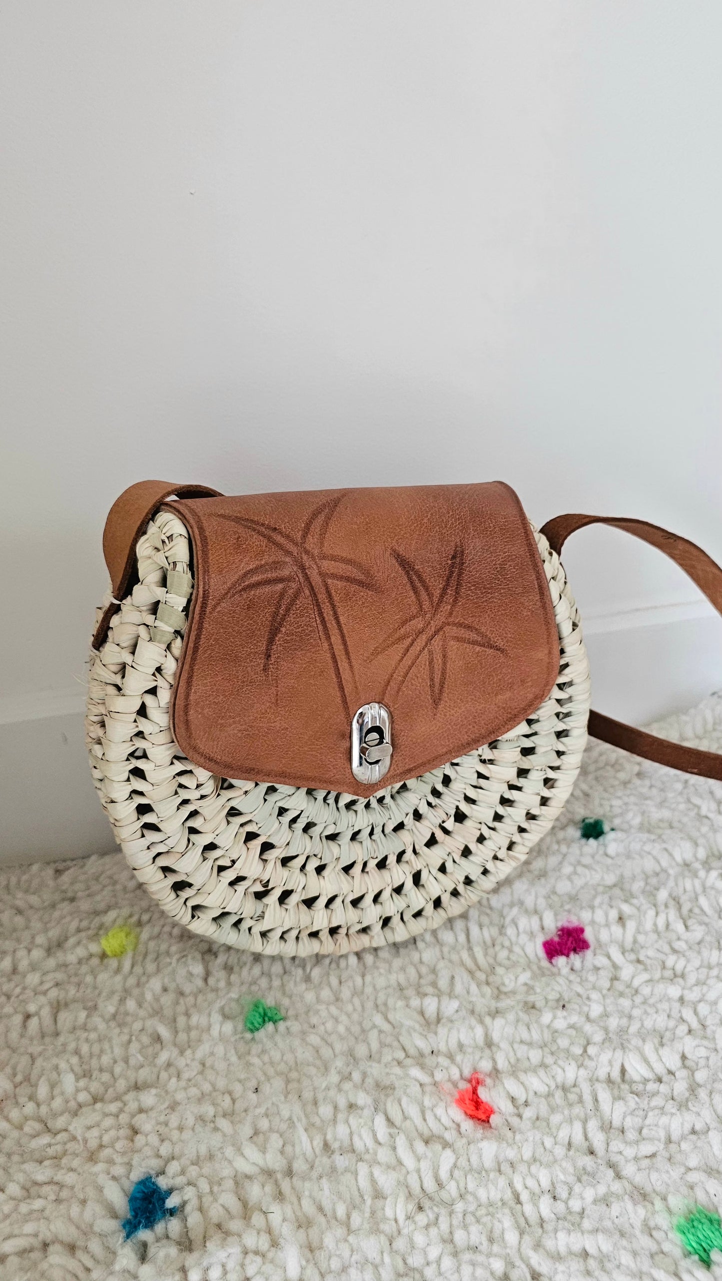 Sac tressé en cuir