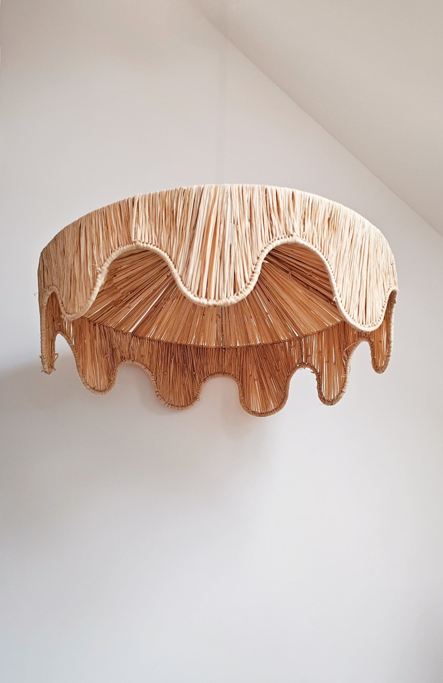 Suspension en raphia naturel